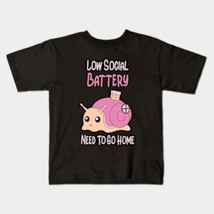 Low Social Battery Cute Snail House Introvert Kids T-Shirt